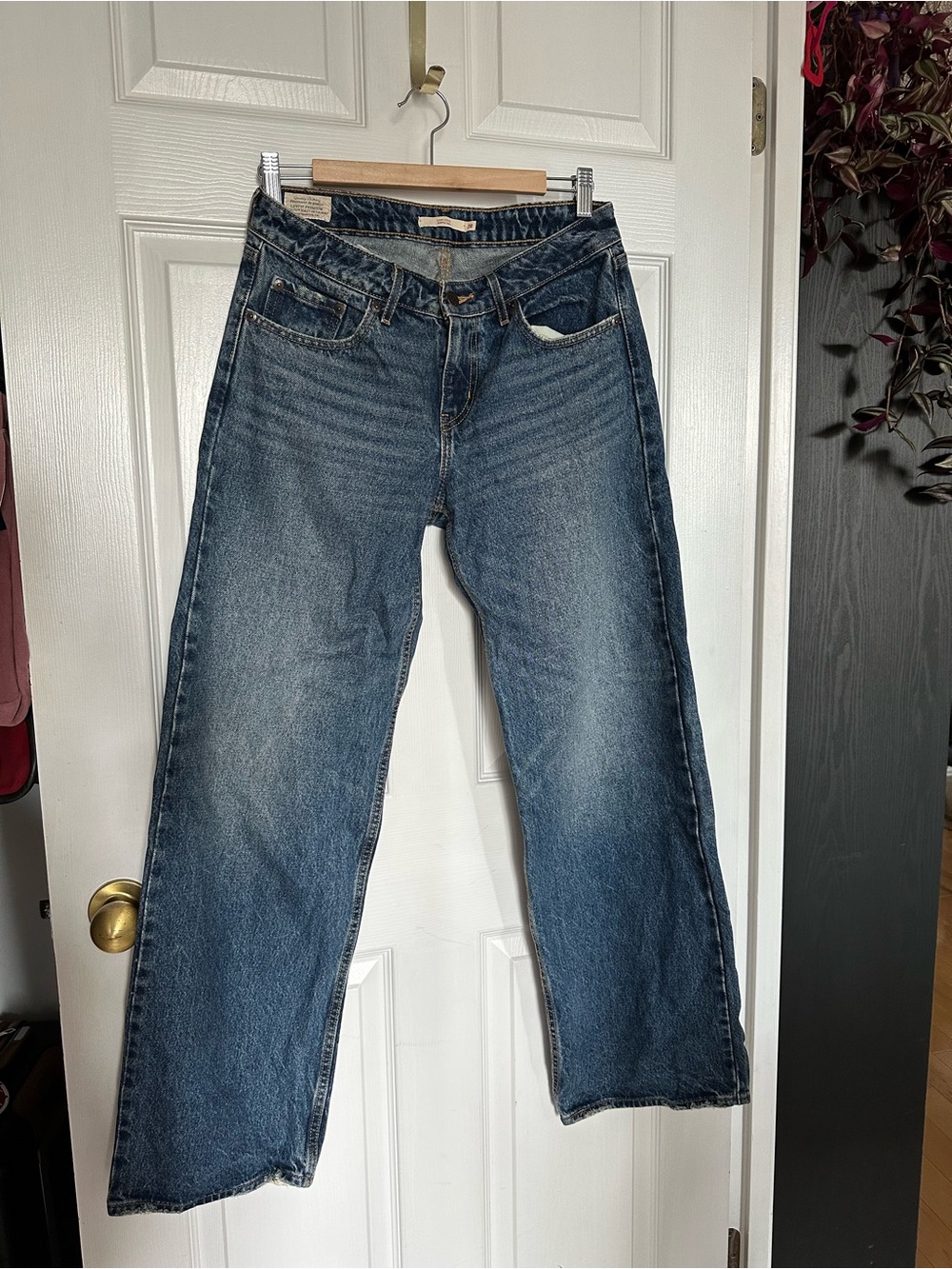 Levi’s Low & Loose Dark Wash